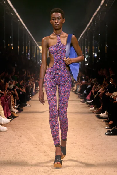 Look 35